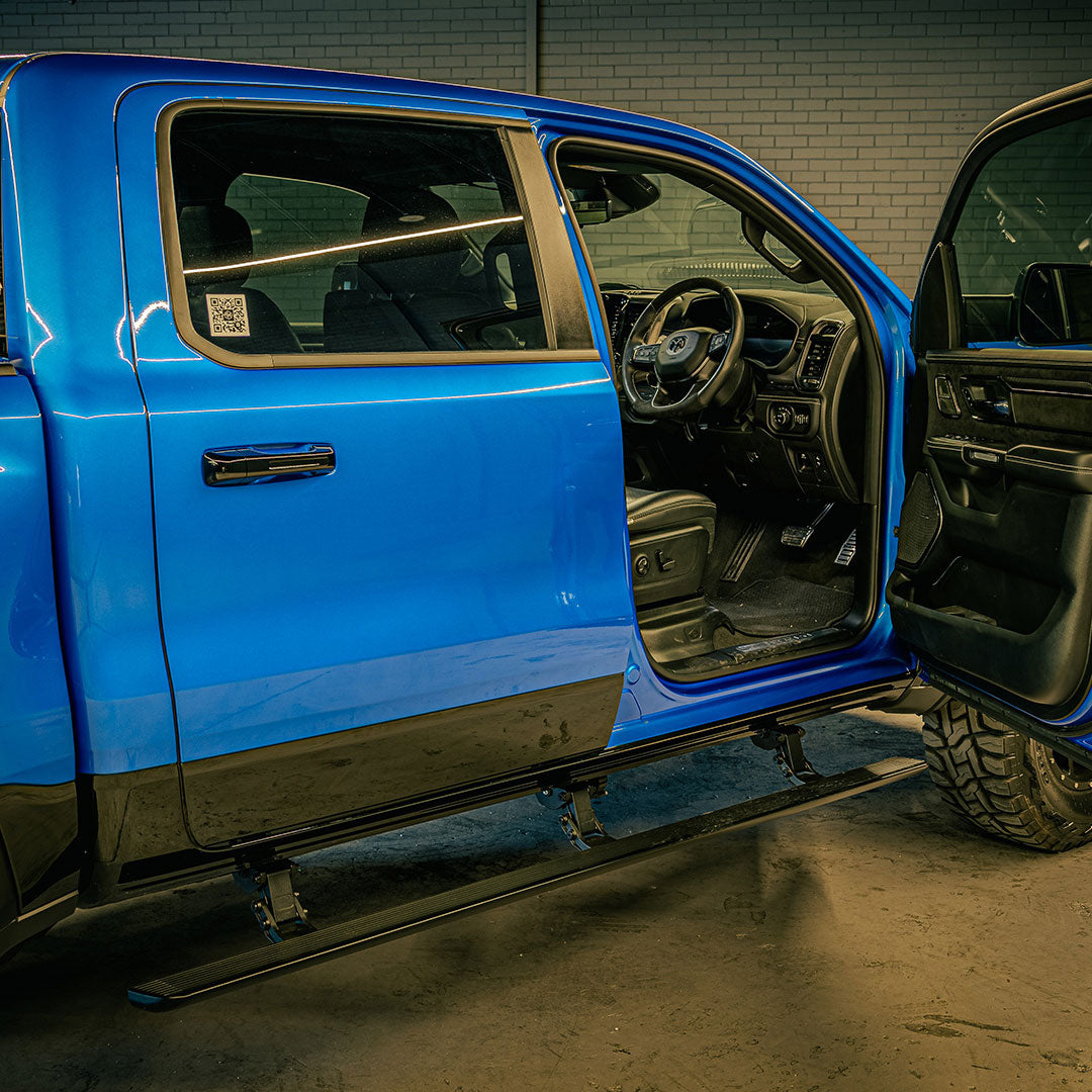 RAM 1500 DT (5.7) Electric Side Steps- VIKOR INDUSTRIES